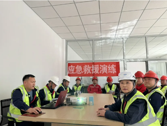 {b3a8f1ac-244f-4bab-9b14-05168261b172} {b3a8f1ac-244f-4bab-9b14-05168261b172}